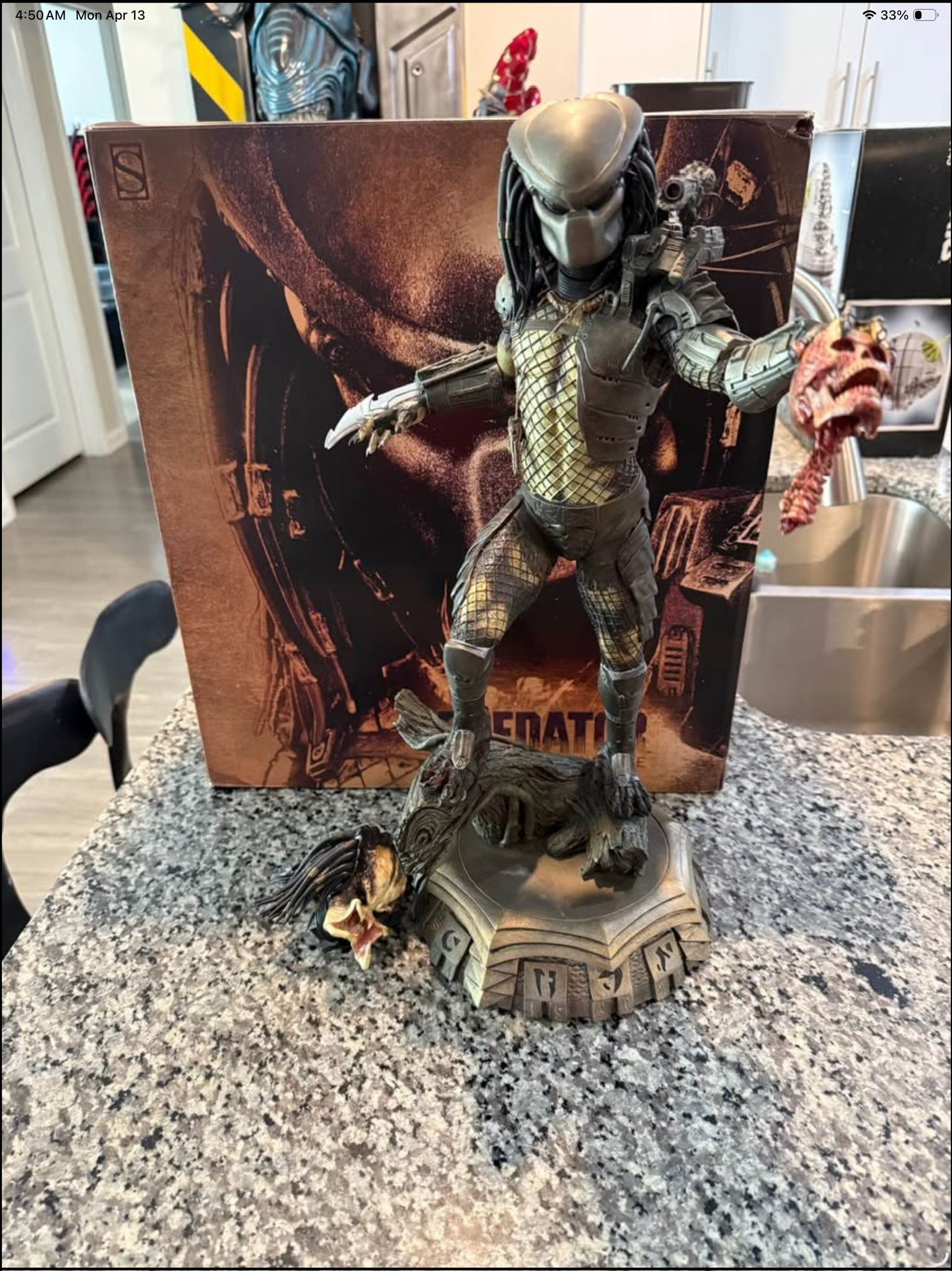 Sideshow Collectibles Jungle Hunter Predator Exclusive Premium Format new