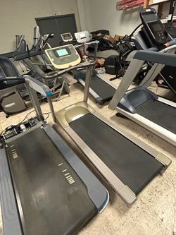 Precor  9.23 Treadmill