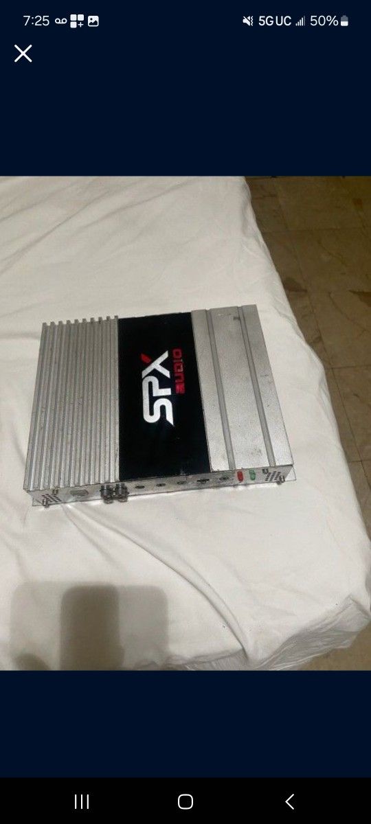 Amplificador 2 X 400 Watts