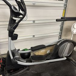 Elliptical Nordictrack Se7i