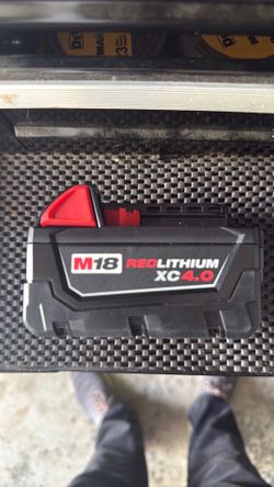 Milwaukee M18 red lithium XC 4.0AH Battery Pack