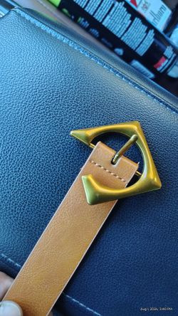 bottega vanetta belt very nice