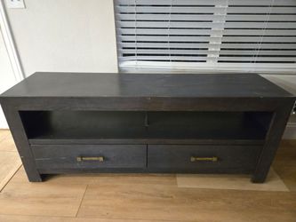 TV Stand/Entertainment Center