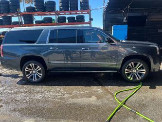 2019 GMC YUKON