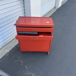 Tool Cabinet Red Rolls See All Pics