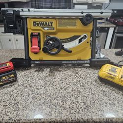 Dewalt Jobsite Tablesaw Cordless With Fast Charger And Big Boy Battery 