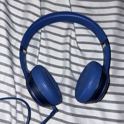 Wired beats headphones - blue