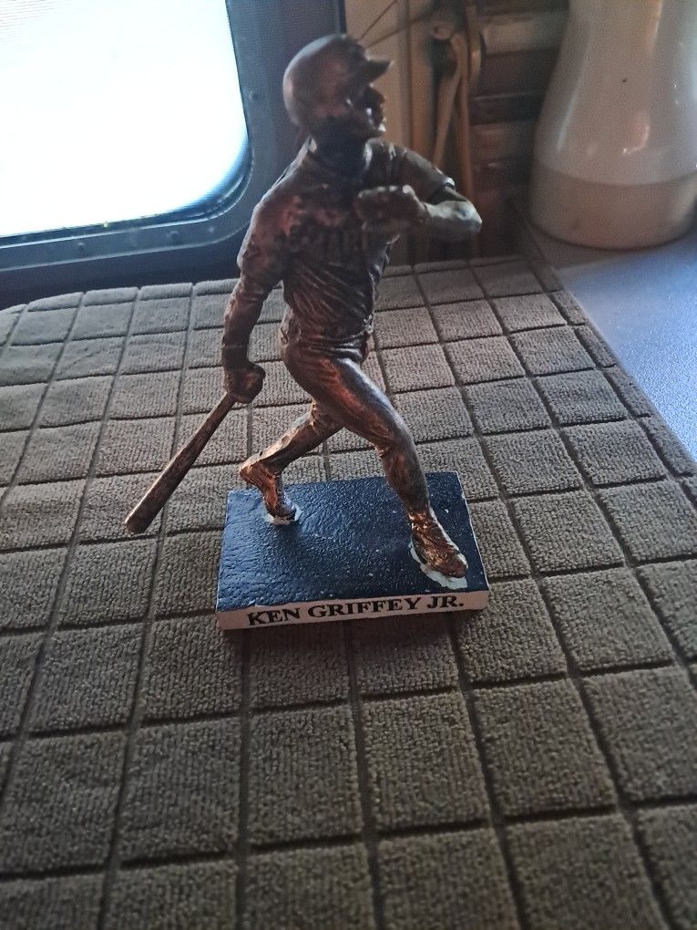 Ken Griffey Jr. Statue
