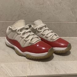 2016 Jordan 11 Cherry Size 10.5