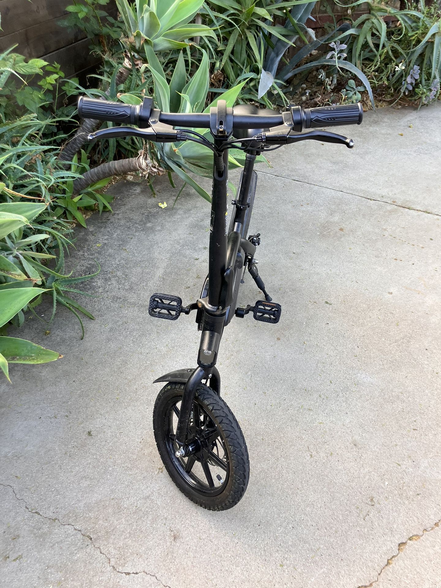 Jetson Bolt Pro Electric Bike Remanufactured As Is for Sale in