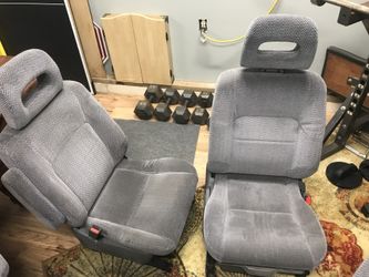 1998 Honda CRV seats