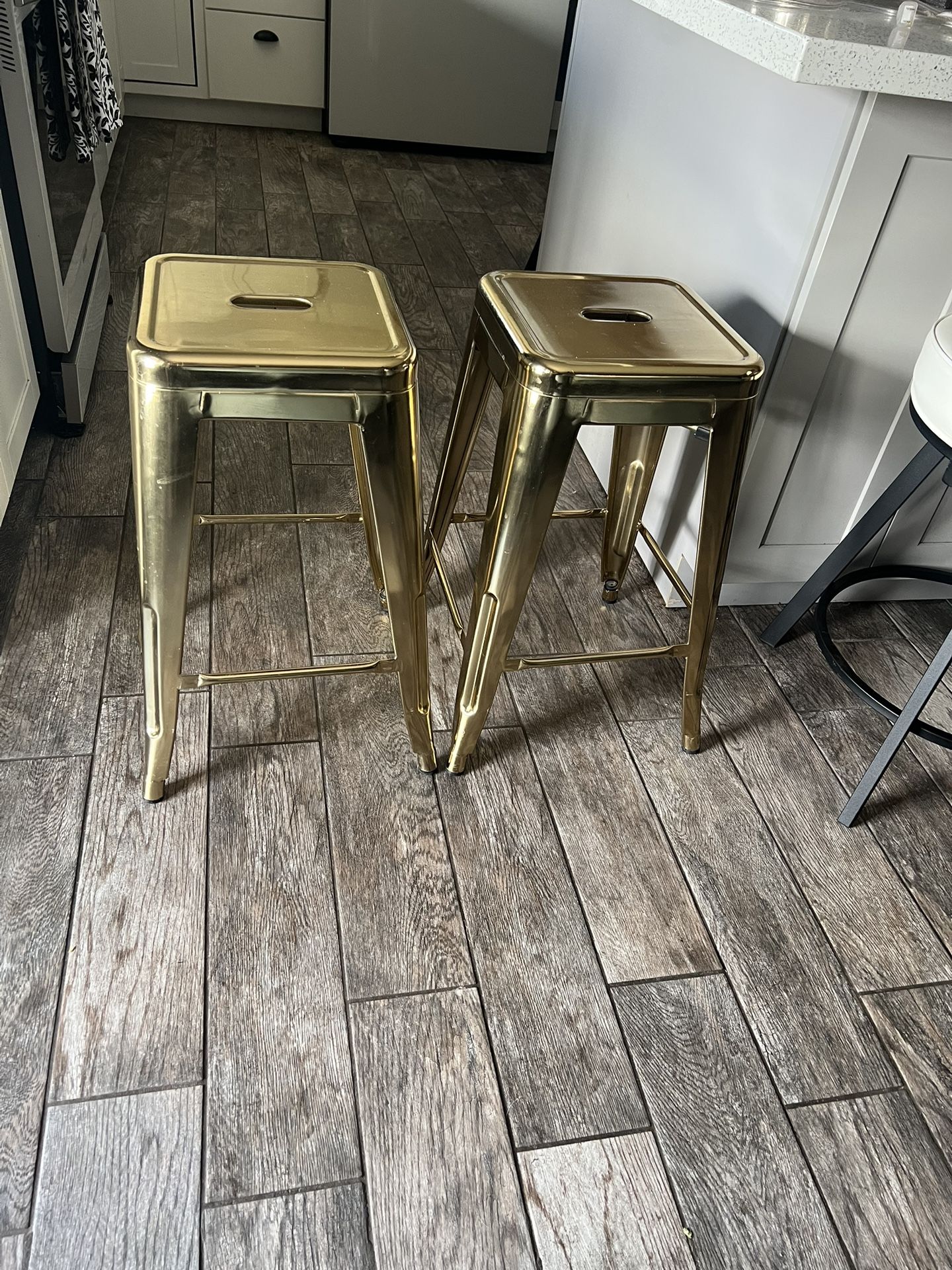Bar Stools Or Kitchen Chairs