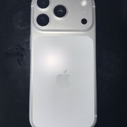 iPhone 17 pro Like New ( Phone Is iCloud Locked )