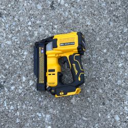 ATOMIC 20V MAX Lithium Ion Cordless 23 Gauge Pin Nailer Tool Only