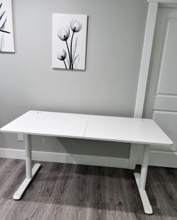 White Desk