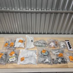 NEW Cabinet Knob Hardware **221 Pieces, $1 a Piece MUST TAKE ALL**