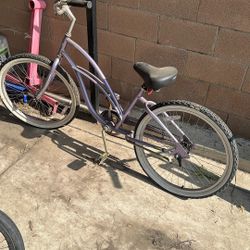 Electra Beach Cruiser Bike 26”