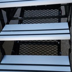 Aluminum Fold Away Steps