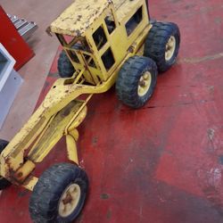  1960s To 1970s  Tonka Vintage Road Grader 
