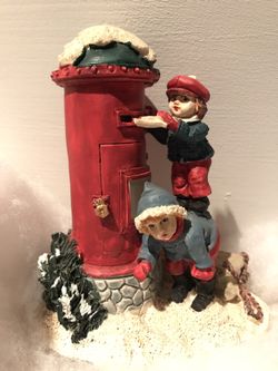 Marvyn’s Village Square Set
