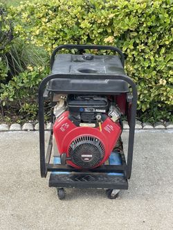 POWERMATE GENERATOR 7000 WATTS, ELECTRIC START,WORKS GREAT.