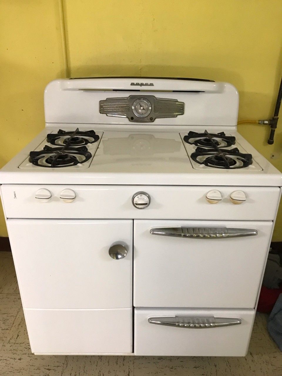 1940 1950 Vintage Antique classic Roper Gas Stove for Sale in Kansas City, MO OfferUp
