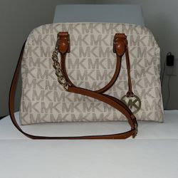 Cartera MK