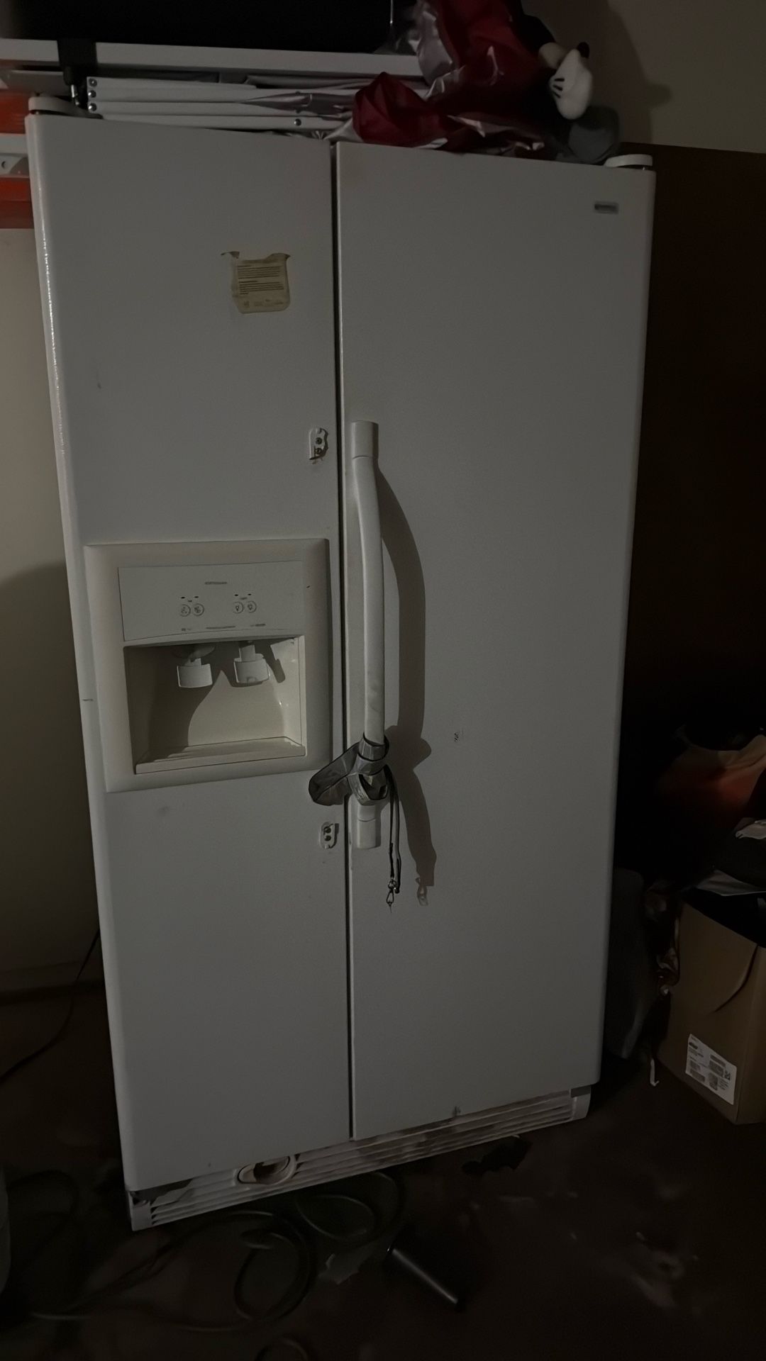 Good Refrigerator For Garage or inside