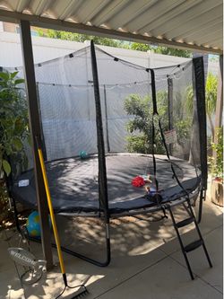 Trampoline