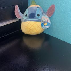Pineapple Stitch, SquishMallow
