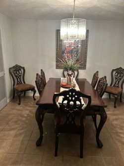 Comedor 8 sillas cama queen
