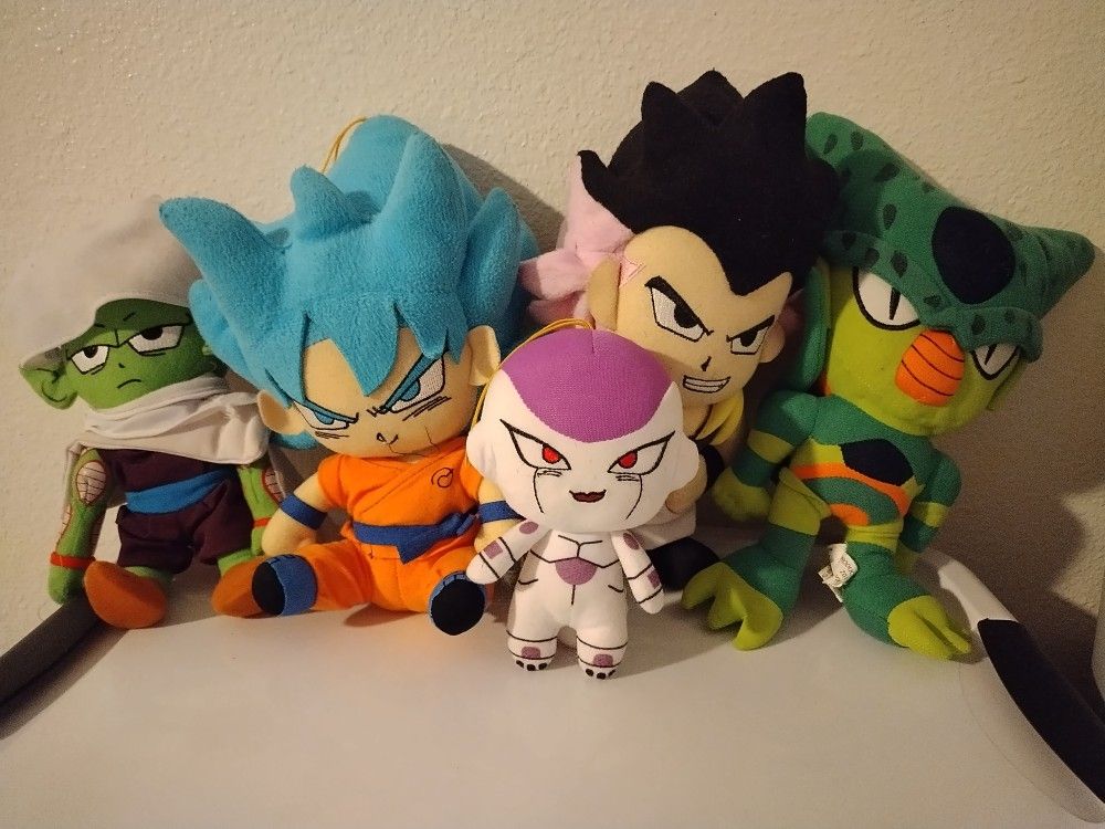 DRAGON BALL Z PLUSHIES