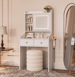 Make up vanity with ottoman