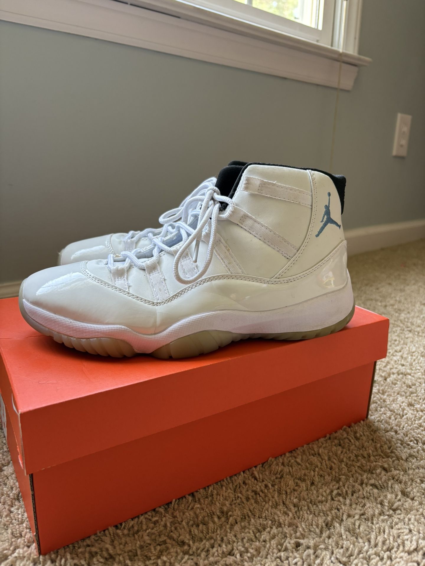 Jordan 11 Retro Blue Legend