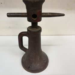 Vintage bottle screw jack 1x6 in great condition. 