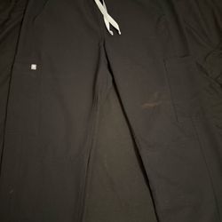 Men’s black Figs Axim cargo scrub pants