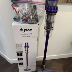 Dyson V10 Animal +