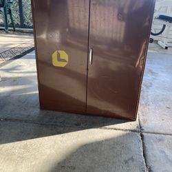 Tool cabinet shelf’s 