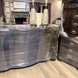 Rooms to go bedroom set