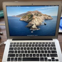 Mid 2012 Apple Macbook Air