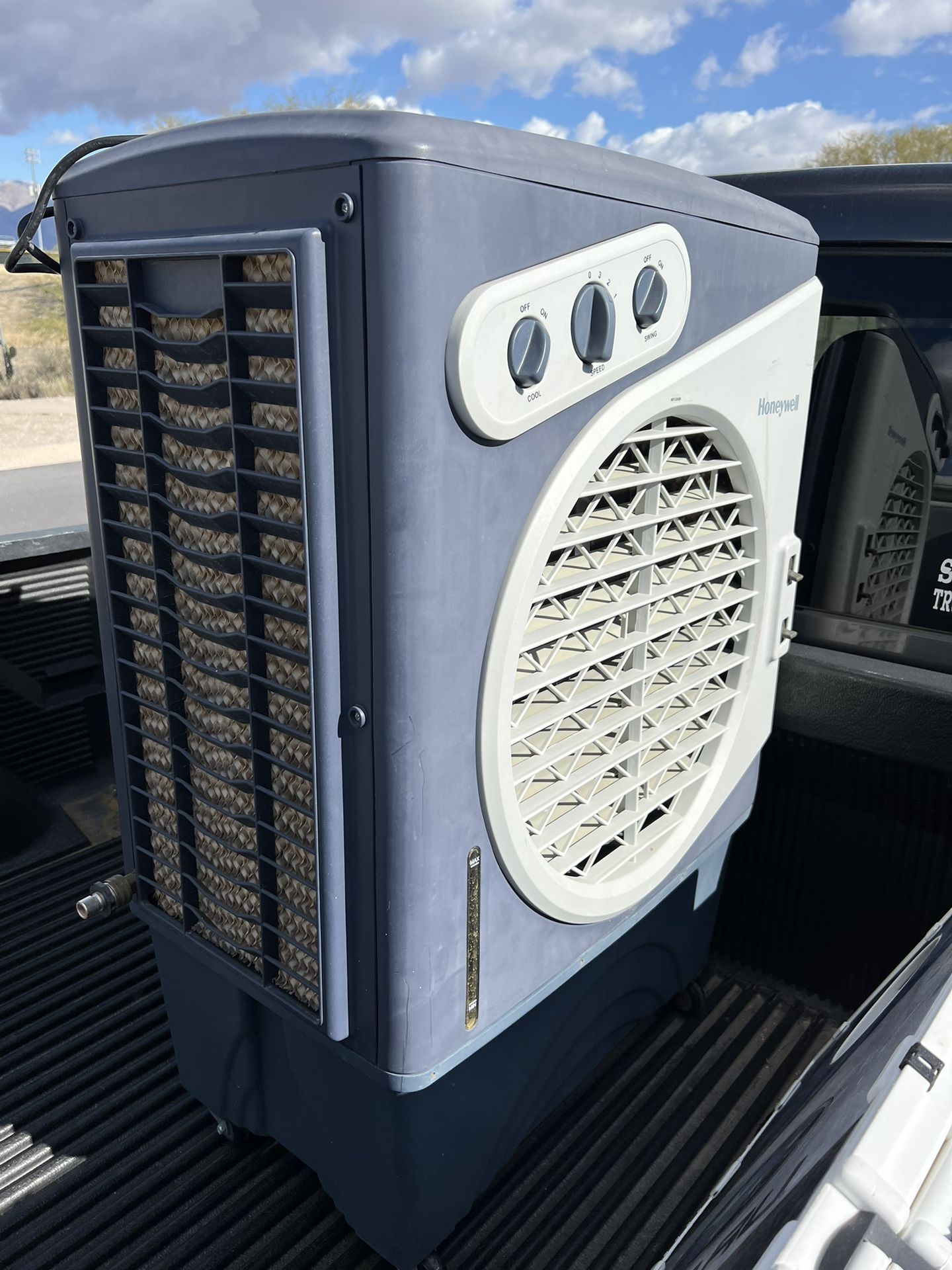 Honeywell Portable Swamp Cooler for Sale in Tucson, AZ OfferUp