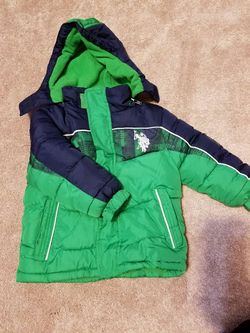 Two winter jackets for boy size 3t