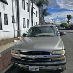 2002 Chevy Taho 
