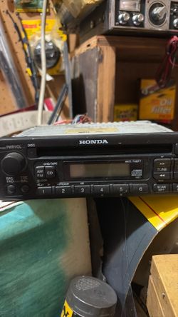 An original 1996–2000 Honda Civic factory AM/FM stereo CD player