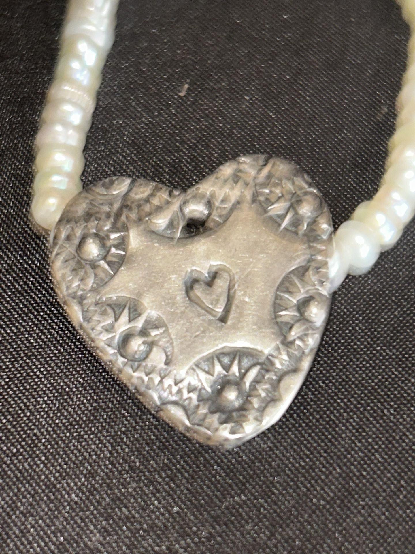 NATIVE AMERICAN STERLING SIGNED HEART CHOCKER