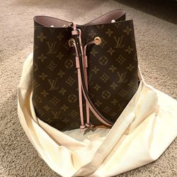 Authentic LV NeoNoe Bag for Sale in Kirkland, WA - OfferUp