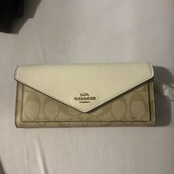 Coach Women Wallet