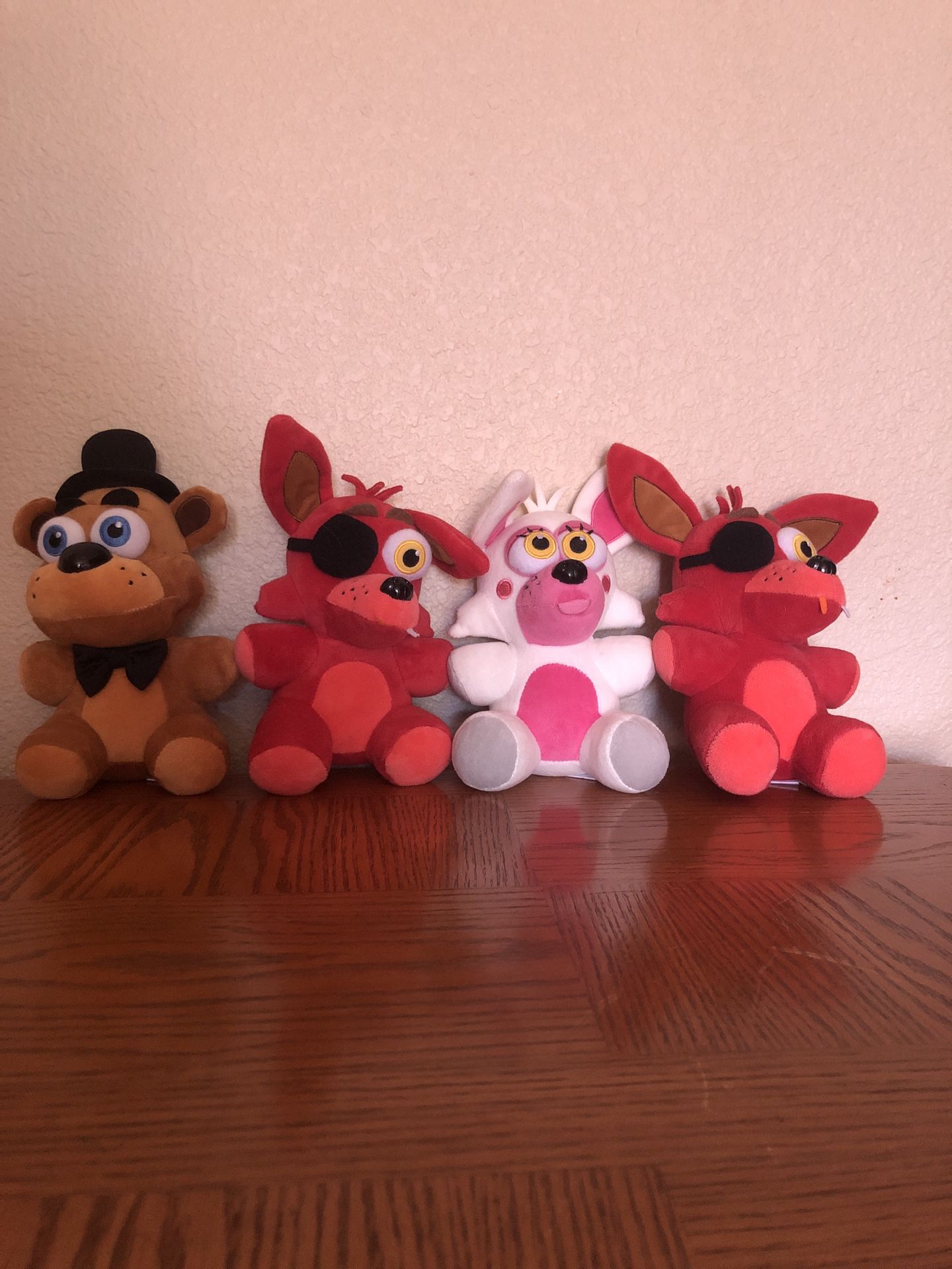 Five nights at Freddy’s plushies