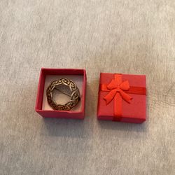 Vintage 925 circular sterling silver Celtic Knot-work brooch   