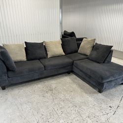 Comfy Gray Sectional Couch🔥🔥🔥